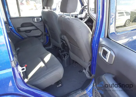 2020 Jeep Wrangler Unlimited Sahara z USA, uszkodzony, nr VIN 1C4HJXEN4LW231188